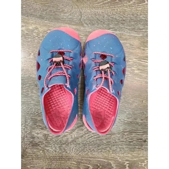 KEEN Other - Keen water youth shoes size 13